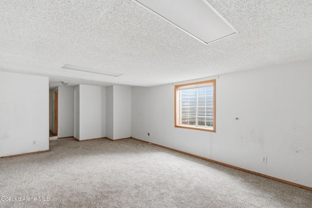11865 N Forest RD, Hayden, ID 83835