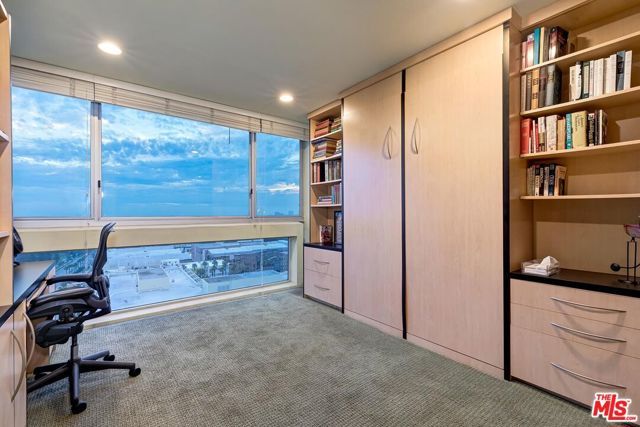 2220 Avenue Of The Stars 1706, Los Angeles, CA 90067