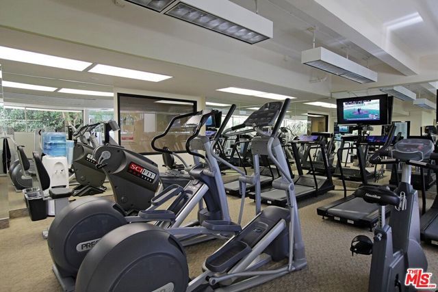 2220 Avenue Of The Stars 1706, Los Angeles, CA 90067