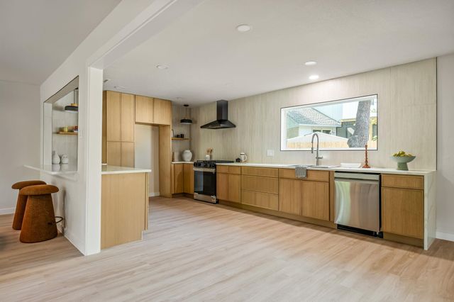 8003 Petaca TRL, Austin, TX 78729