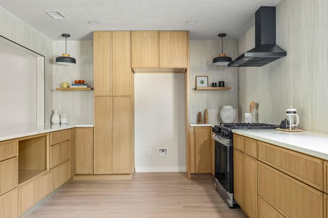 8003 Petaca TRL, Austin, TX 78729