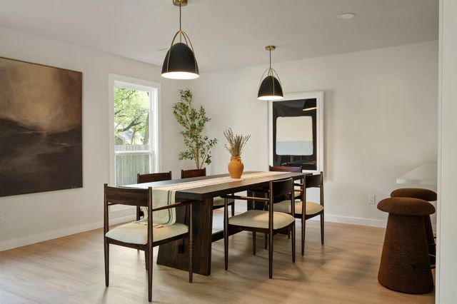 8003 Petaca TRL, Austin, TX 78729