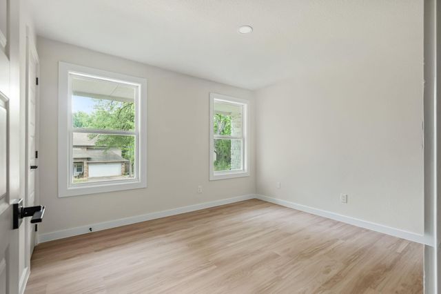 8003 Petaca TRL, Austin, TX 78729