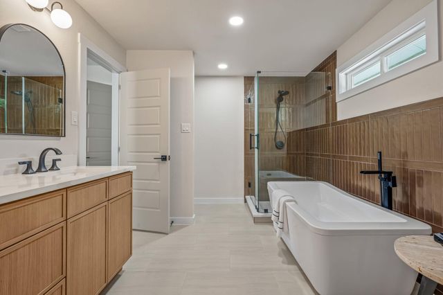 8003 Petaca TRL, Austin, TX 78729