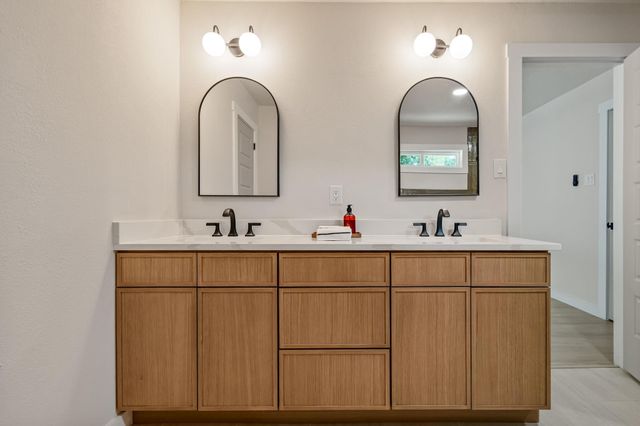 8003 Petaca TRL, Austin, TX 78729