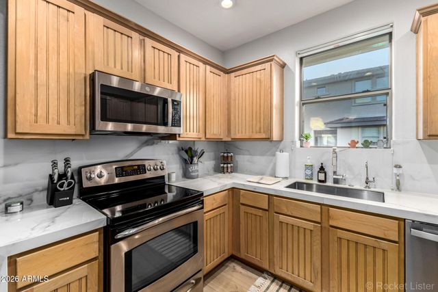 17850 N 68TH Street 1010, Phoenix, AZ 85054