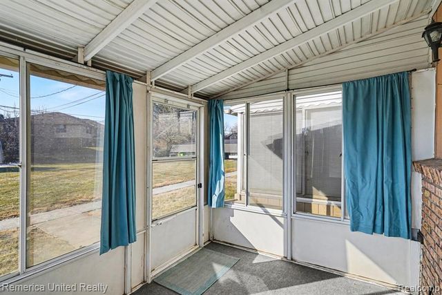 61035 11 Mile Road 1, South Lyon, MI 48178