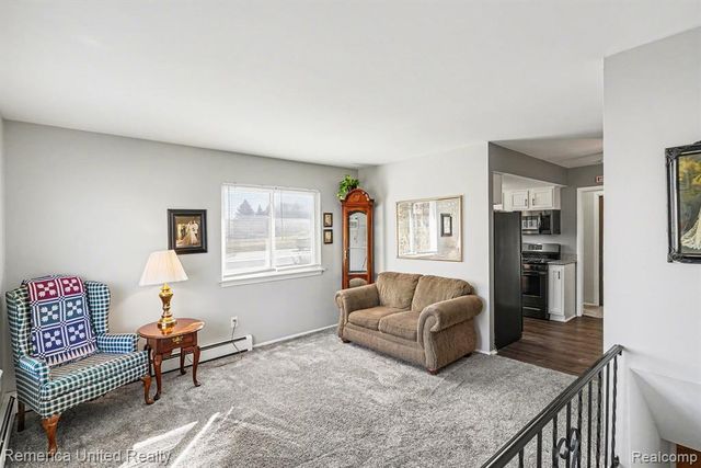 61035 11 Mile Road 1, South Lyon, MI 48178