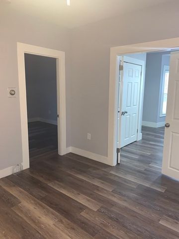12 Hawthorne St 2, Brockton, MA 02301