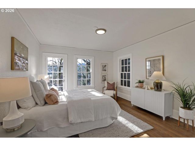 1812 Sw HIGH St, Portland, OR 97201