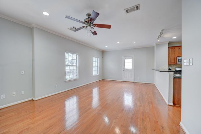 4323 Marina Street A, Houston, TX 77007