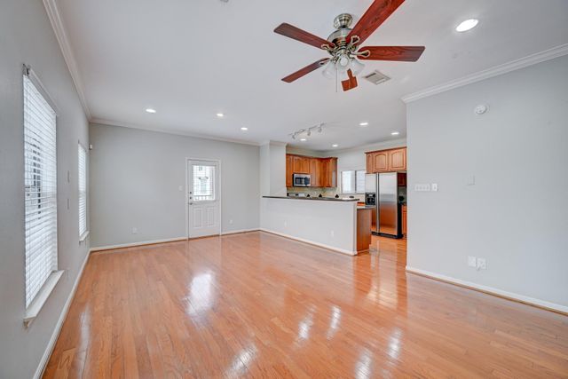 4323 Marina Street A, Houston, TX 77007