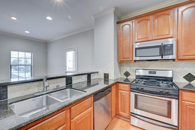 4323 Marina Street A, Houston, TX 77007