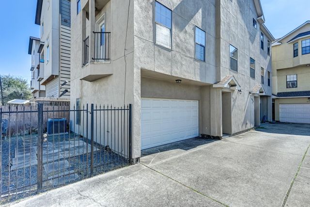 4323 Marina Street A, Houston, TX 77007