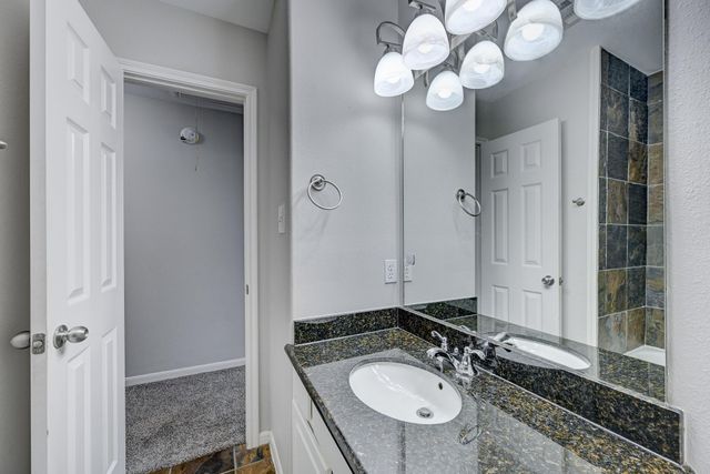 4323 Marina Street A, Houston, TX 77007