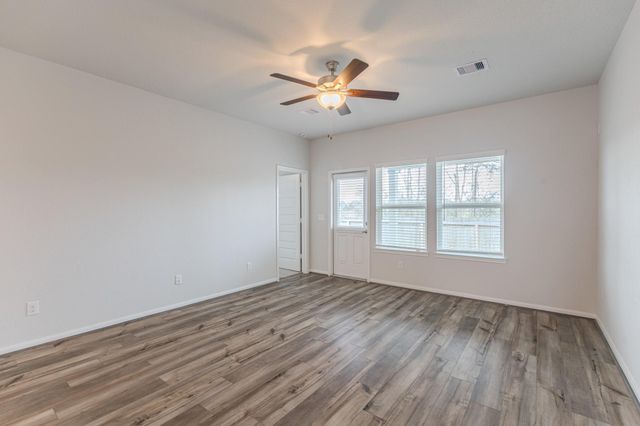 100 Ashe Juniper Way, Magnolia, TX 77354