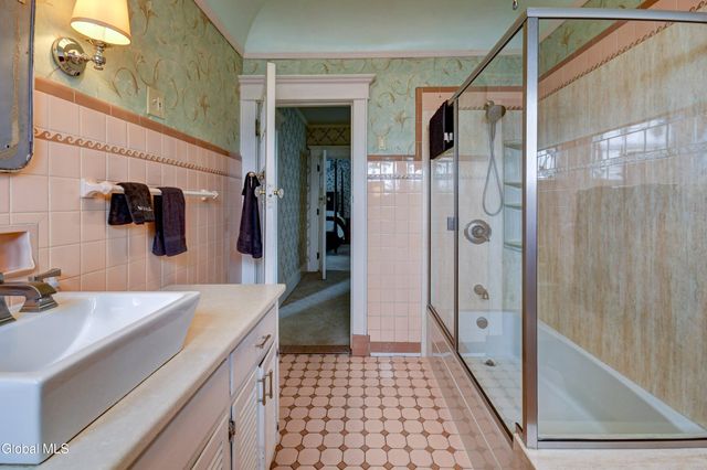 353 Guy Park Avenue, Amsterdam, NY 12010