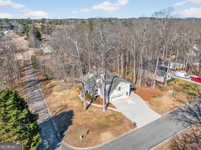 546 Creek View Drive, Hoschton, GA 30548