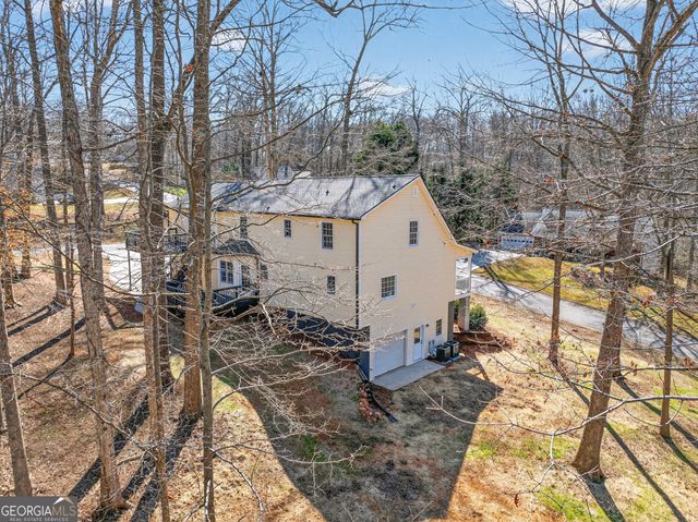 546 Creek View Drive, Hoschton, GA 30548