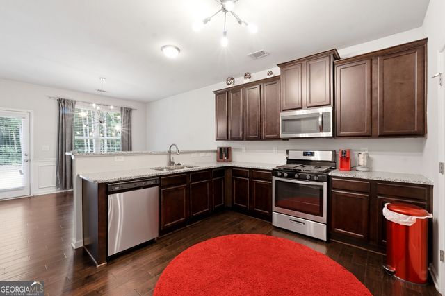 697 Rockingham Drive, Lithia Springs, GA 30122