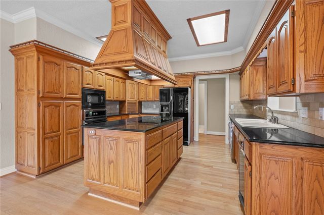 18 W Champions Boulevard, Rogers, AR 72758
