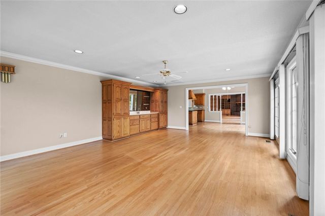 18 W Champions Boulevard, Rogers, AR 72758
