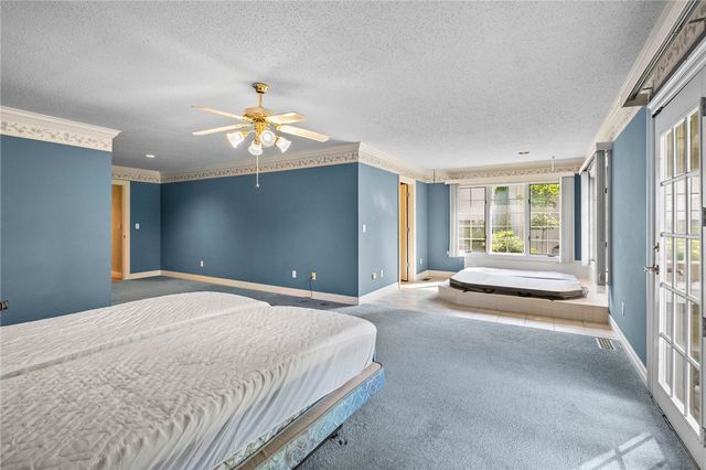 18 W Champions Boulevard, Rogers, AR 72758
