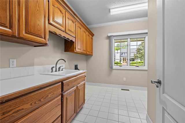 18 W Champions Boulevard, Rogers, AR 72758