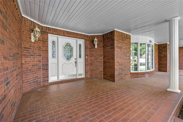 18 W Champions Boulevard, Rogers, AR 72758