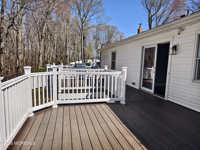 4 Spradley Lane, Middletown, NJ 07748