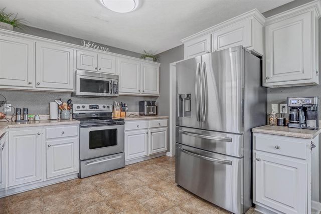 103 Donna Kay Drive, Greenbrier, AR 72058