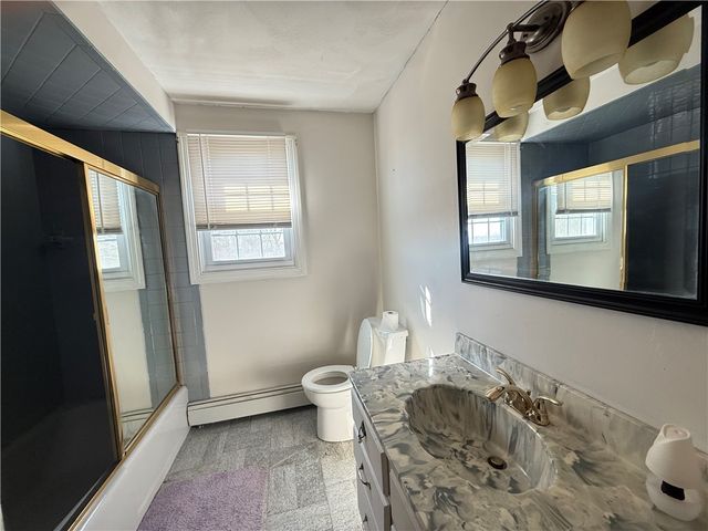 22 Chicory Lane, Cranston, RI 02920