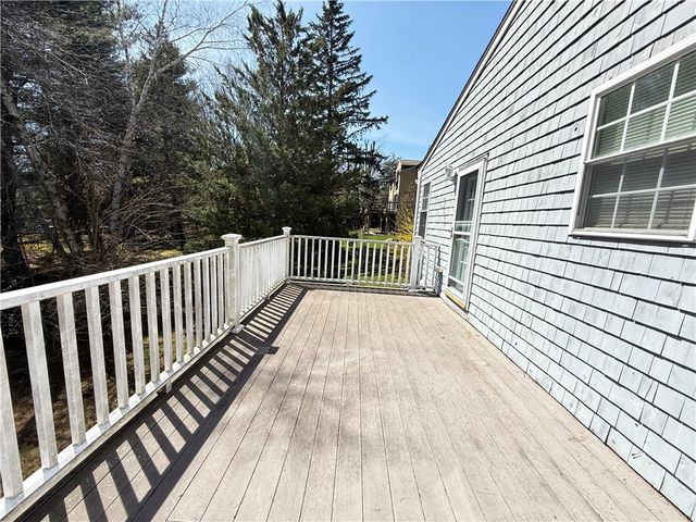 22 Chicory Lane, Cranston, RI 02920