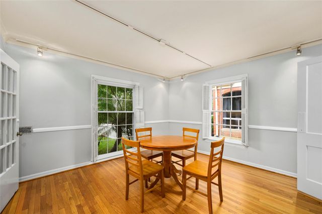 1832 Lexington Street, Houston, TX 77098