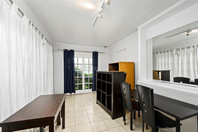 1832 Lexington Street, Houston, TX 77098