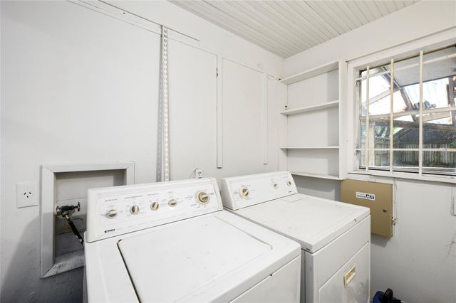 1832 Lexington Street, Houston, TX 77098