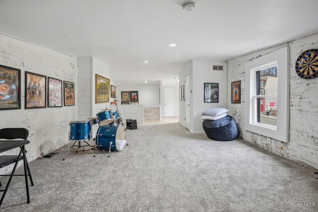 132 Winkler Street, Cincinnati, OH 45219