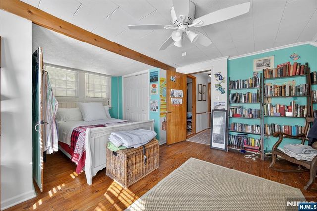 370 Goffle Road, Hawthorne, NJ 07506