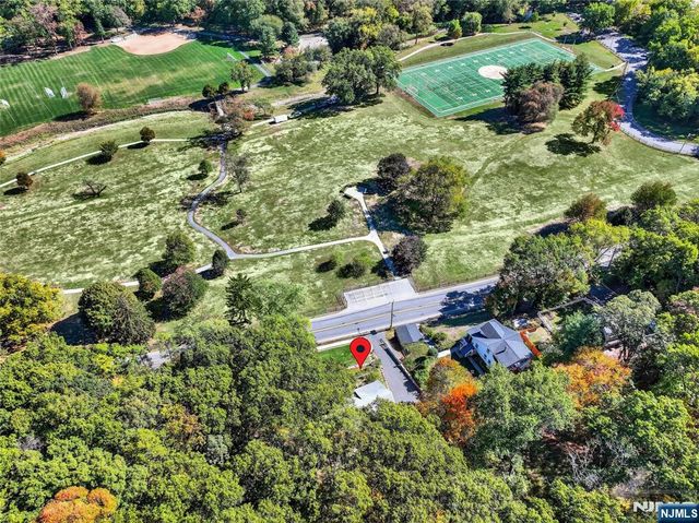 370 Goffle Road, Hawthorne, NJ 07506