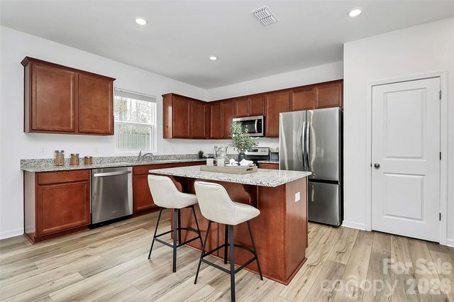 7013 Gale Force Lane, Charlotte, NC 28216