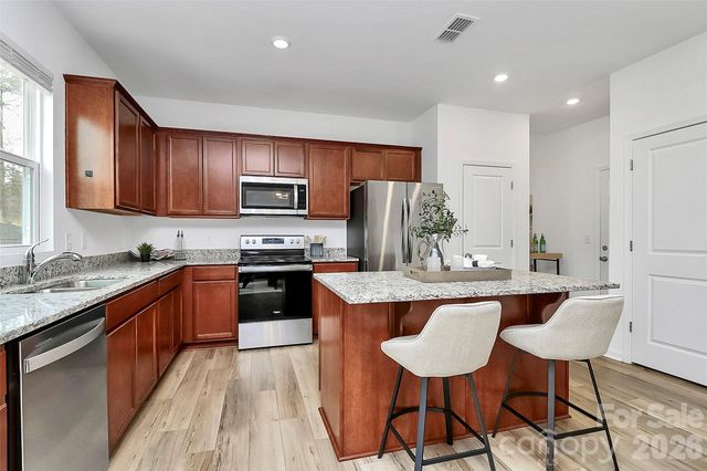 7013 Gale Force Lane, Charlotte, NC 28216