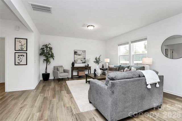 7013 Gale Force Lane, Charlotte, NC 28216