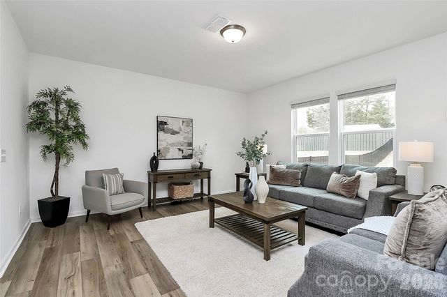 7013 Gale Force Lane, Charlotte, NC 28216