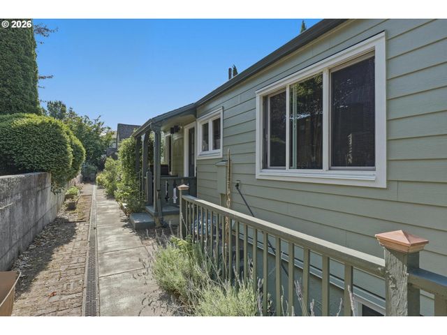 1411 Se 30TH Ave 11, Portland, OR 97214
