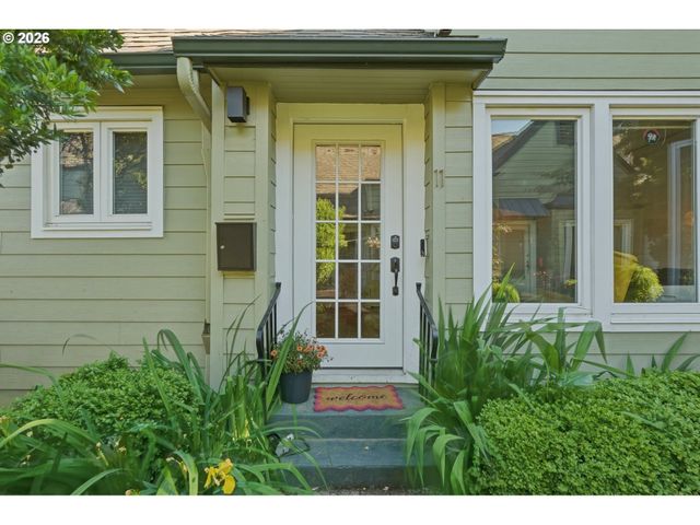 1411 Se 30TH Ave 11, Portland, OR 97214