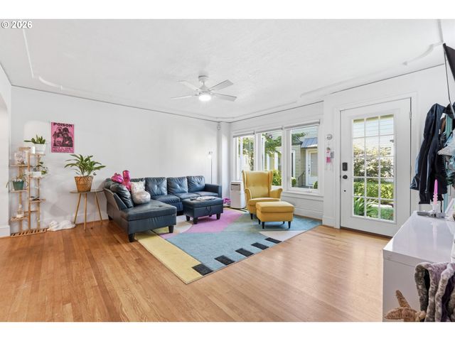 1411 Se 30TH Ave 11, Portland, OR 97214