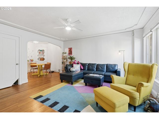 1411 Se 30TH Ave 11, Portland, OR 97214
