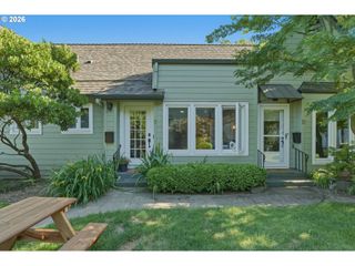 1411 Se 30TH Ave 11, Portland, OR 97214