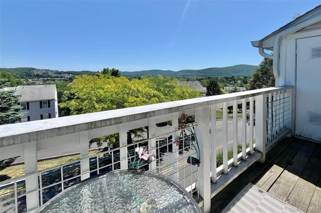 18 Lexington Hill 12, Harriman, NY 10926