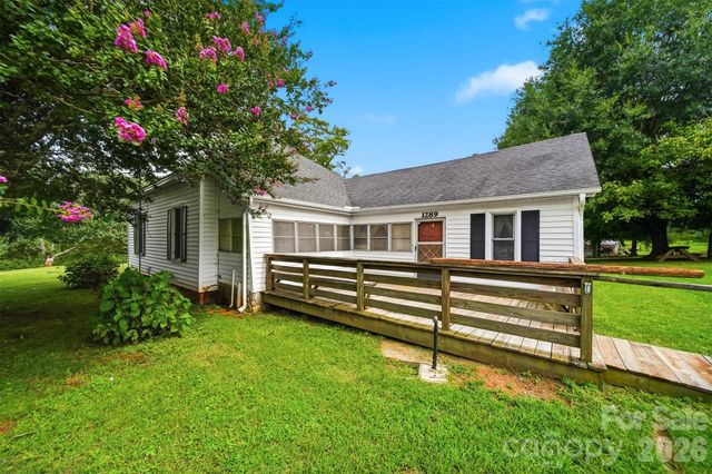 1289 Davis Road, Lincolnton, NC 28092